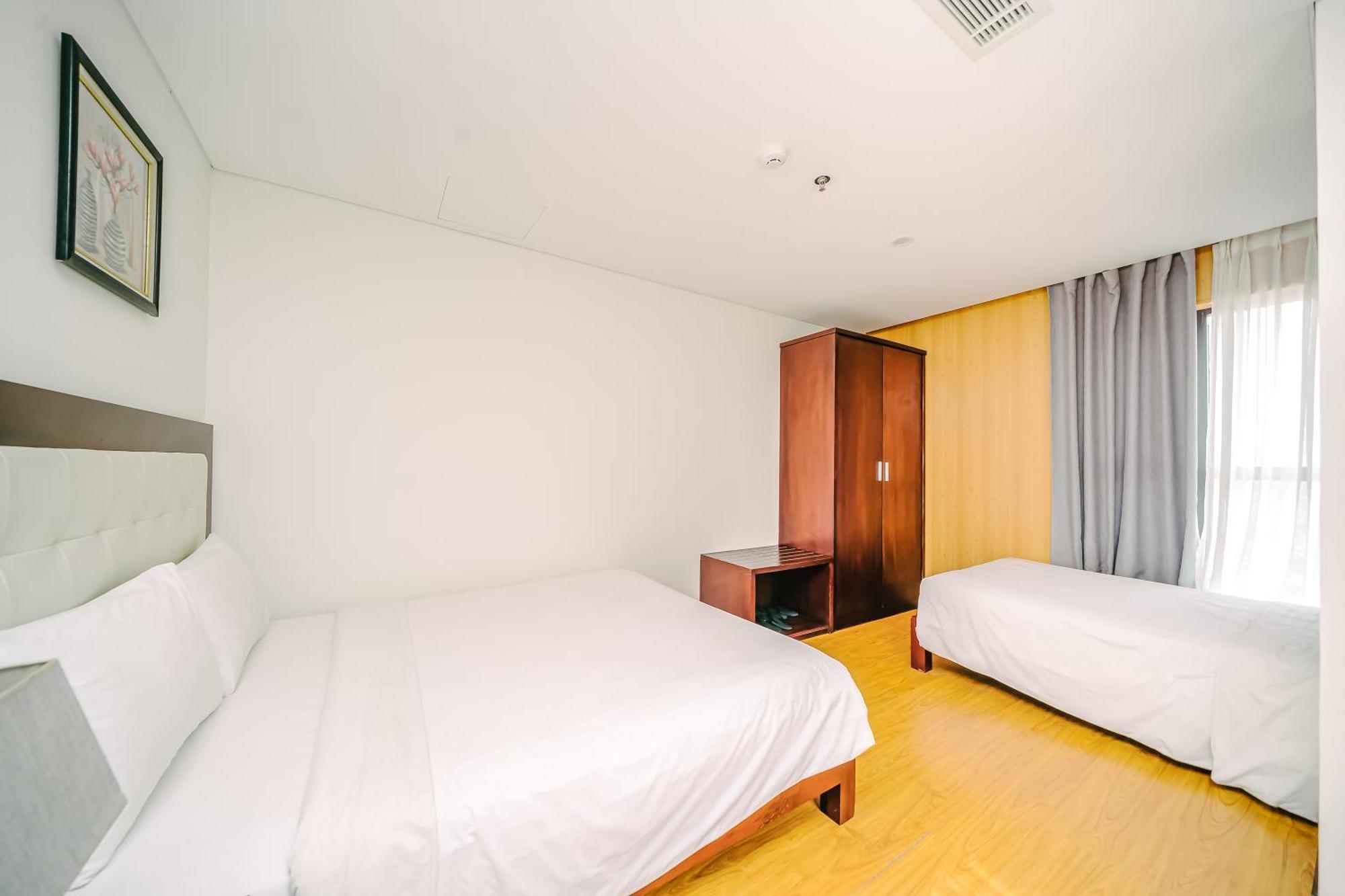Khách Sạn&căn Hộ Capital O 1176 Gemma Đà Nẵng