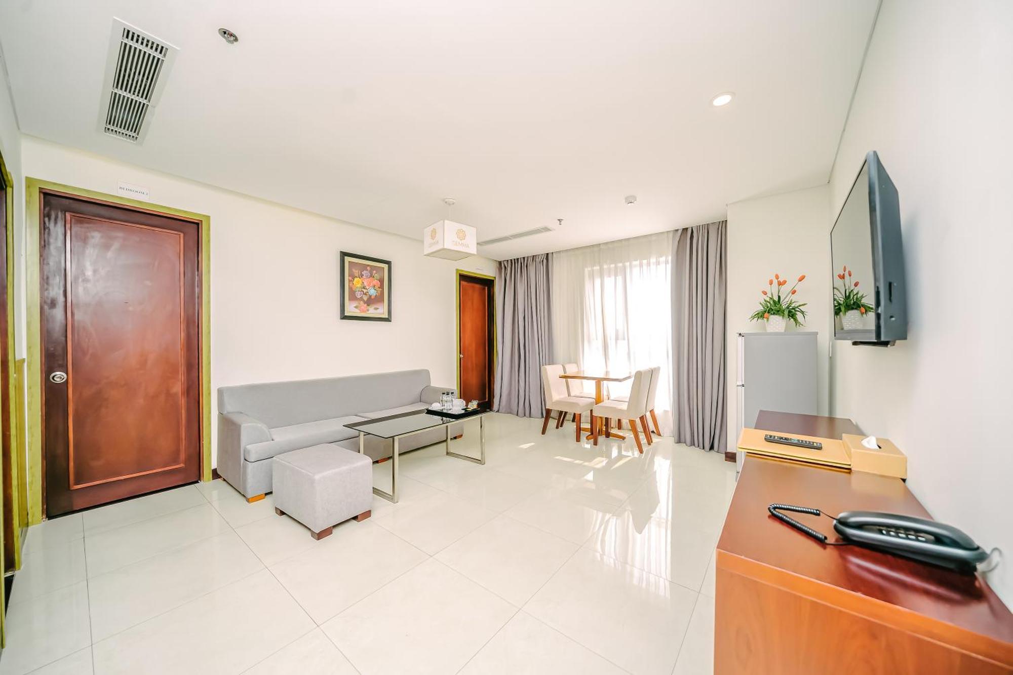 Khách Sạn&căn Hộ Capital O 1176 Gemma 4* Đà Nẵng