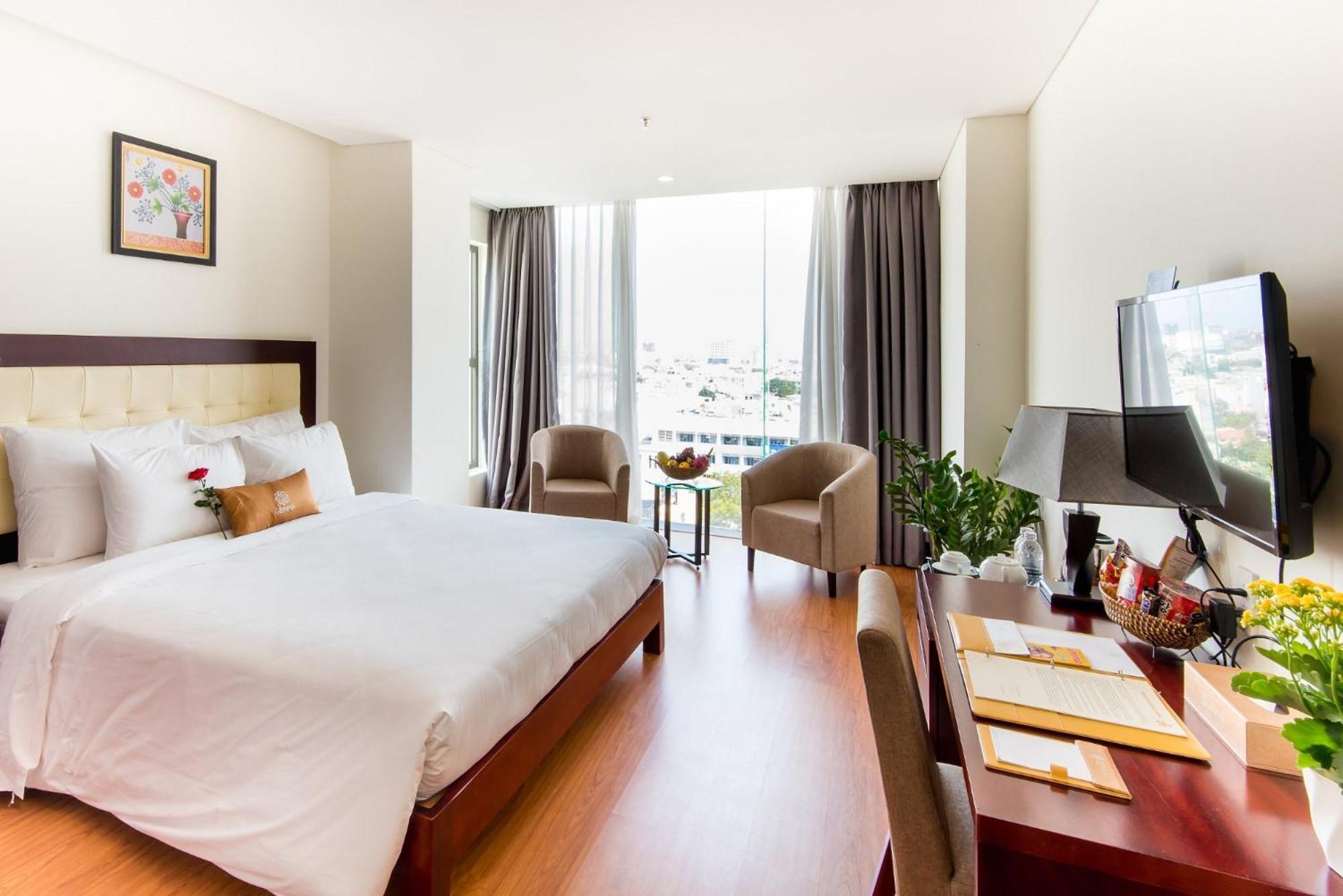 Khách Sạn&căn Hộ Capital O 1176 Gemma Khách sạn